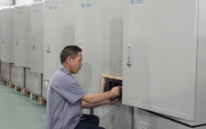 Fiber Distribution Cabinet Buying Guide: Capacity, Material & IP Rating